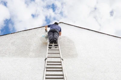 Peinture extérieure à Garons — façades et ravalement